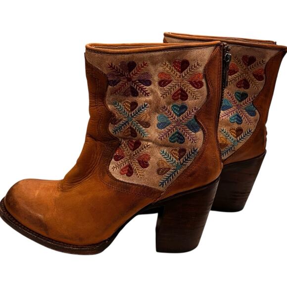 FREEBIRD By Steven DISCO Hendrix Boots Distressed Heart Floral Zip Womens Size 7 - Picture 2 of 14